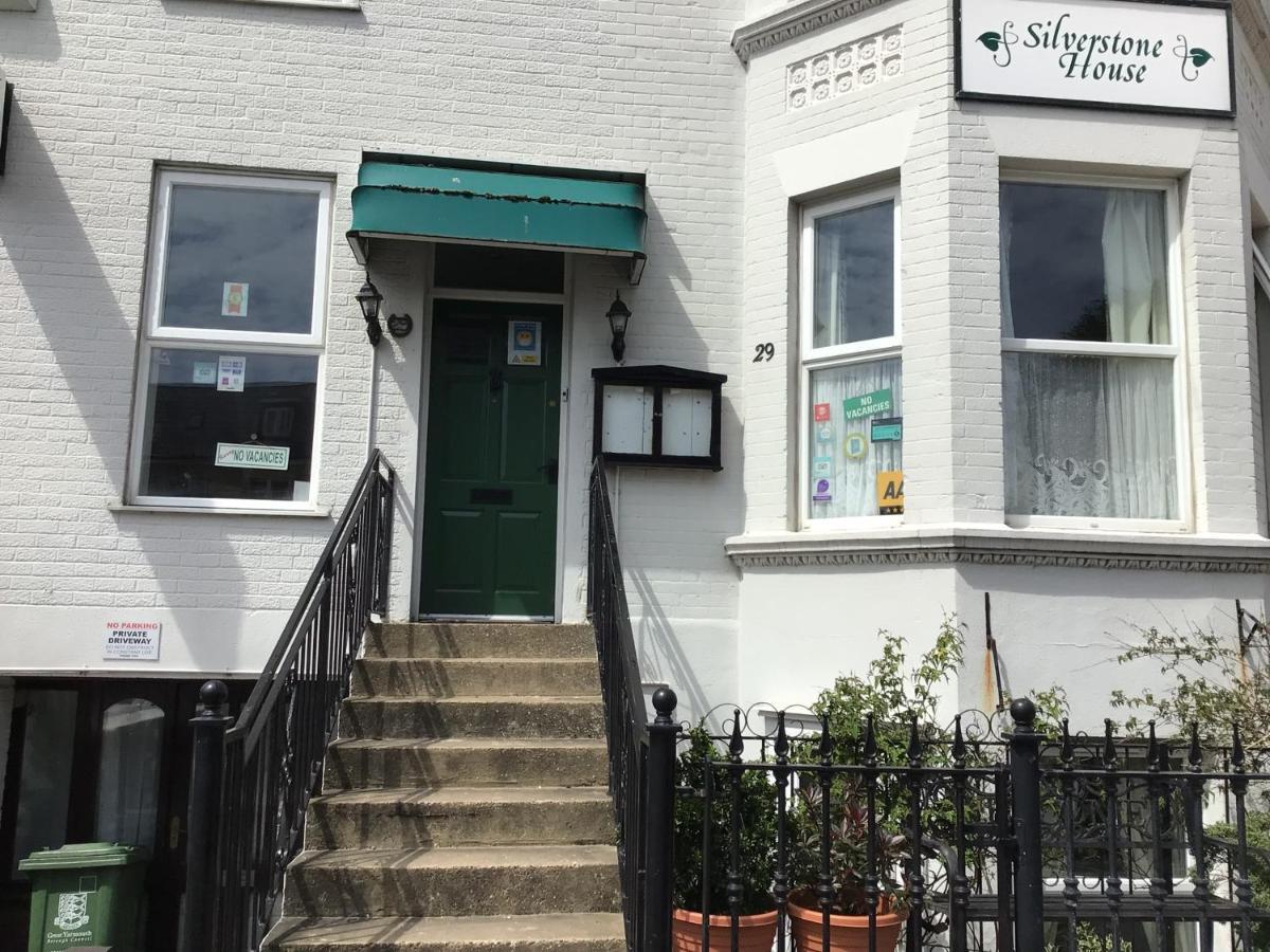 Silverstone House Great Yarmouth Ngoại thất bức ảnh